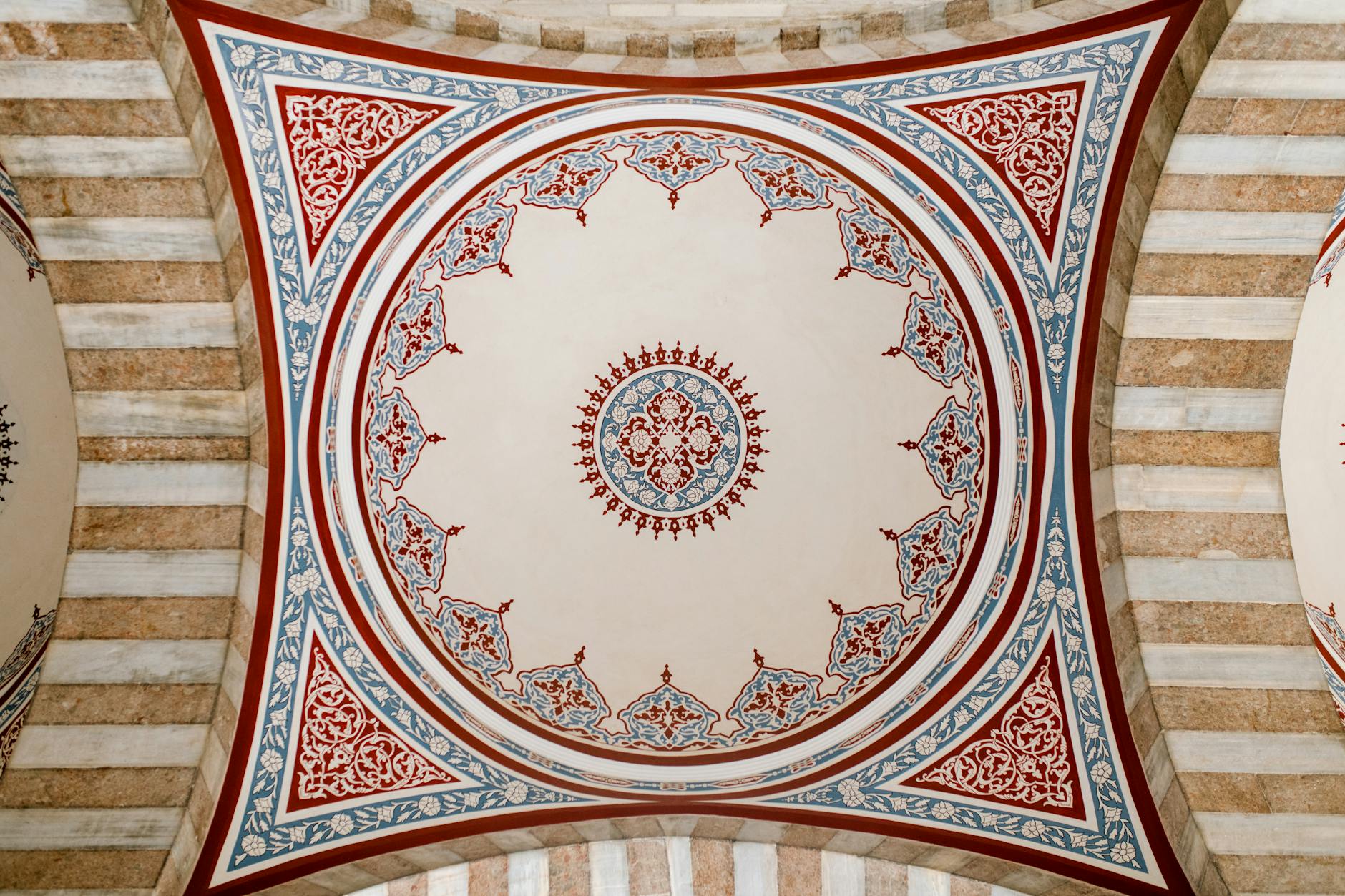 Nakkaş Baba Tekkesi