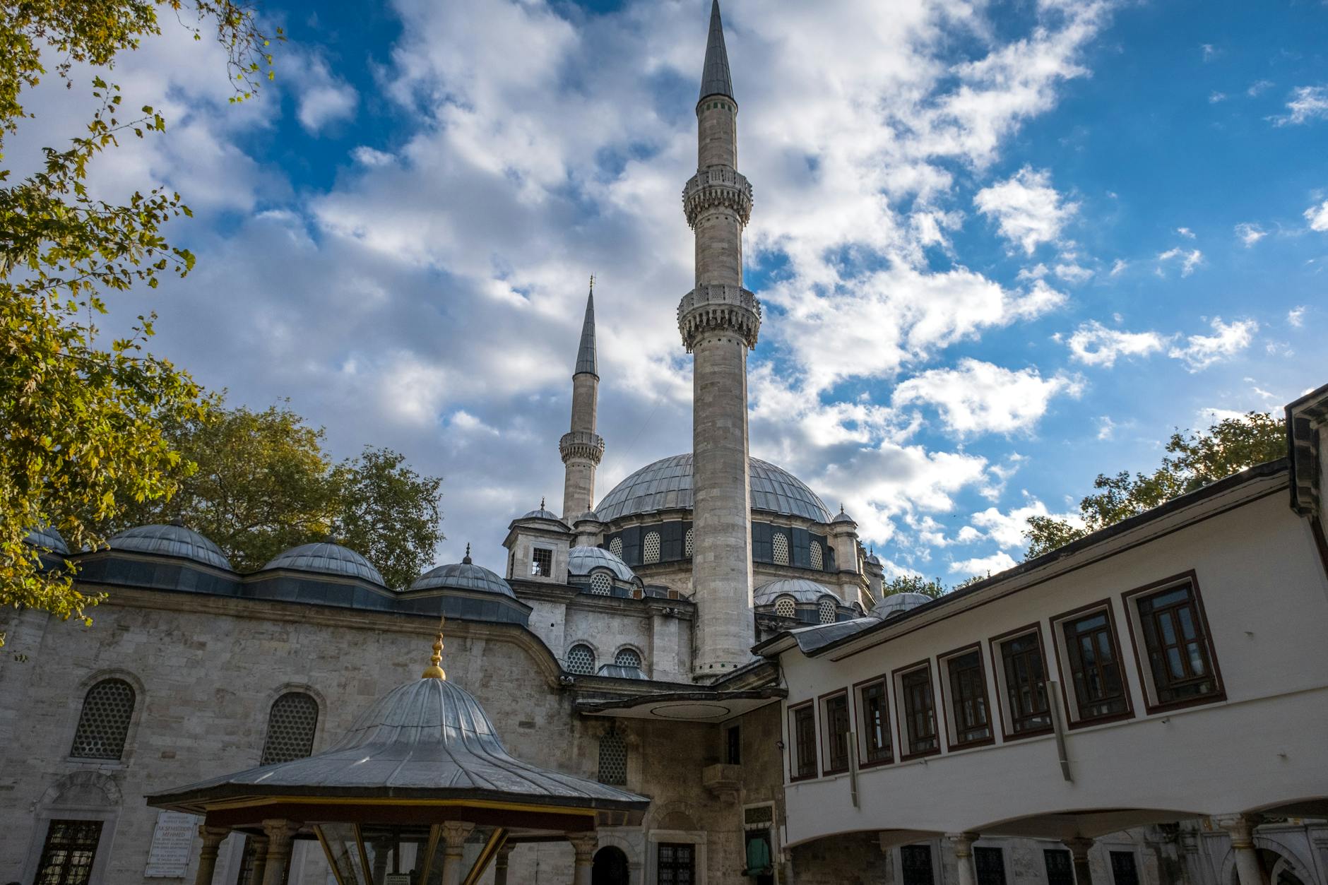 Vezir Tekkesi