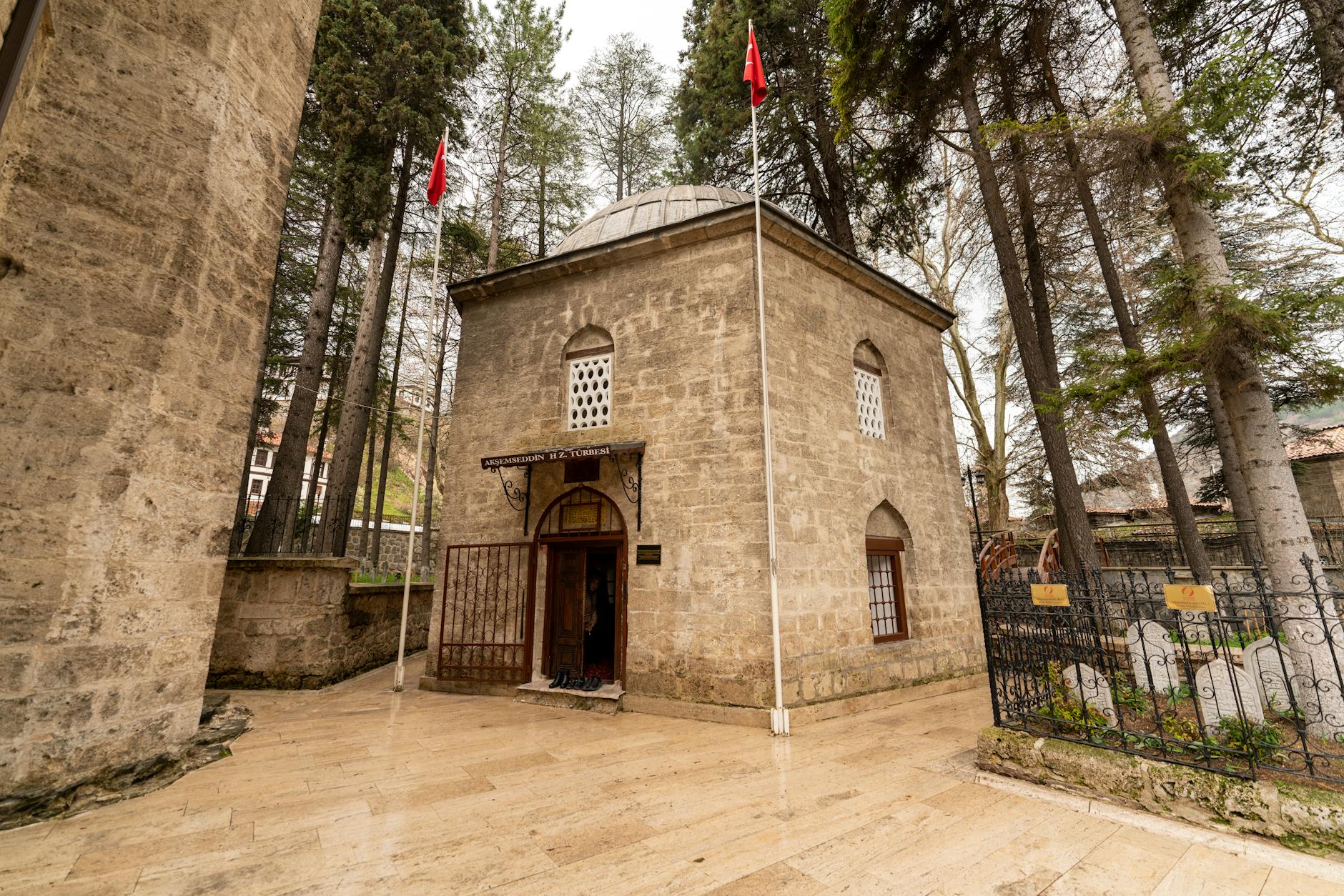 Şeyh Edebali Türbesi