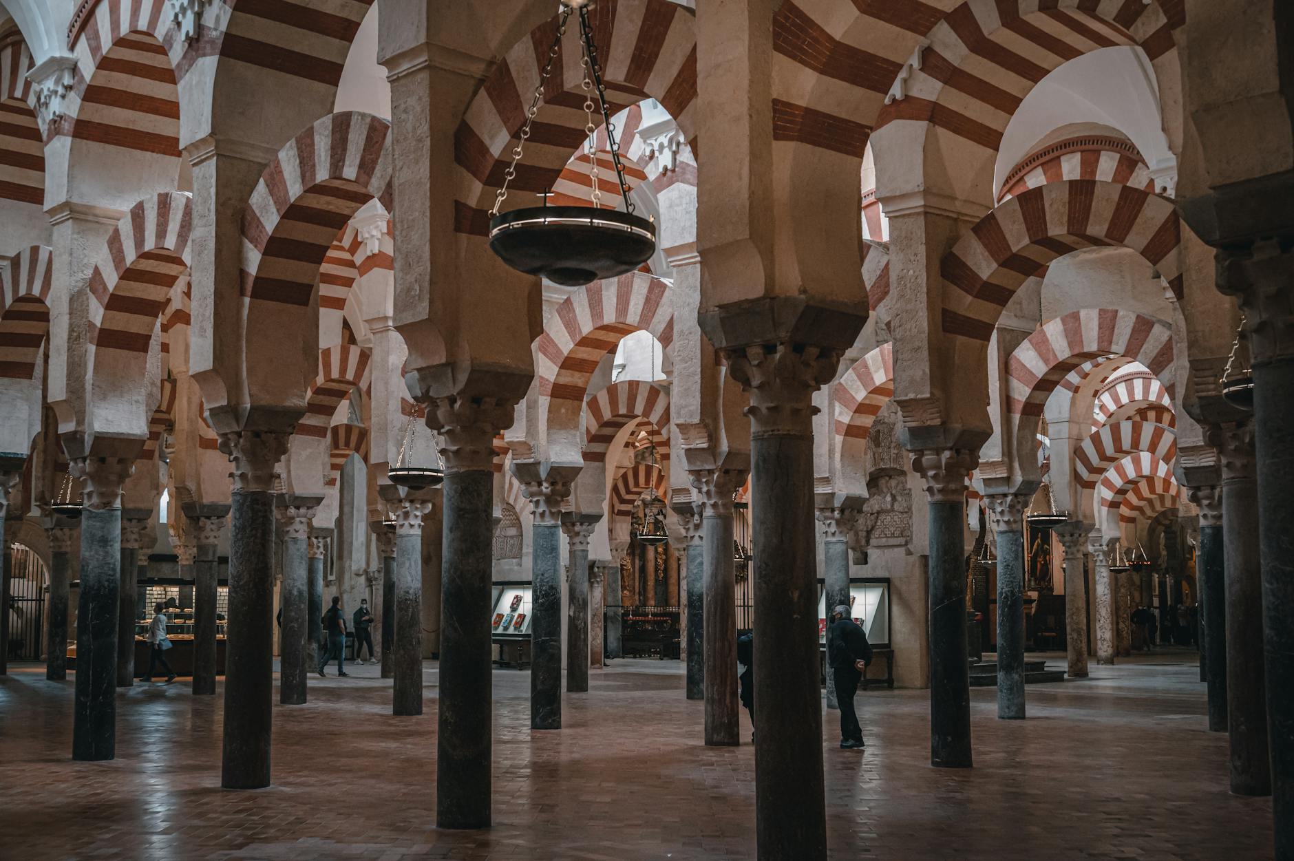 Kurtuba Camii (Mezquita)